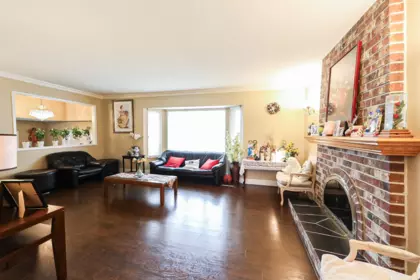 Kitchen Photo of 10340 Bamberton Drive, Richmond, BC
