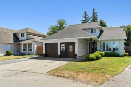 6033 Glenroy Drive, Chilliwack, BC, Chilliwack — Single Family Residence for sale