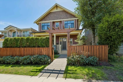 1234 E 19th Avenue, Vancouver, BC, Vancouver — Half Duplex for sale