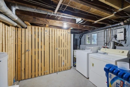 Hallway Photo of 761 E 15th Avenue, Vancouver, BC
