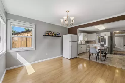 Breakfast Nook Photo of 2304 Mouldstade Road, Abbotsford, BC