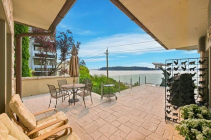 Garden / Landscaping Photo of 1952 Bellevue Avenue, West Vancouver, BC