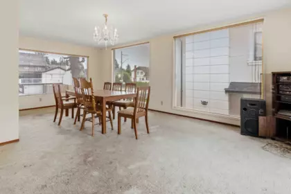 Breakfast Nook Photo of 5845 124 Street, Surrey, BC