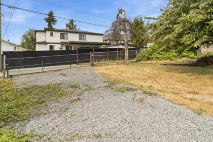 Community Amenities Photo (Clubhouse) of 5845 124 Street, Surrey, BC