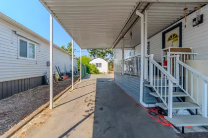 25 31313 Livingstone Avenue, Abbotsford, BC, Abbotsford — Manufactured Home for sale