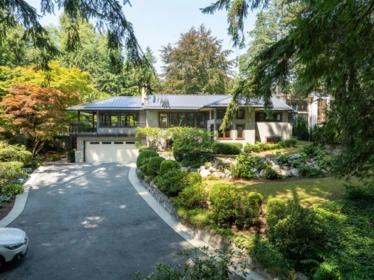 Exterior Rear Photo of 431 Southborough Drive, West Vancouver, BC