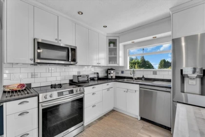 Pantry Photo of 135 E 27 Street, North Vancouver, BC