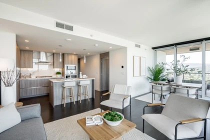 3907 4890 Lougheed Highway, Burnaby, BC, Burnaby — Apartment/Condo for sale