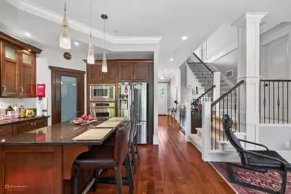 Basement Recreation Room Photo of 7257 198a Street, Langley, BC