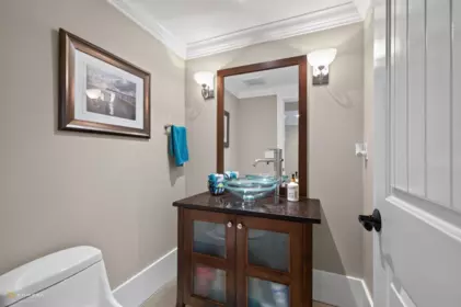 Laundry Room Photo of 7257 198a Street, Langley, BC