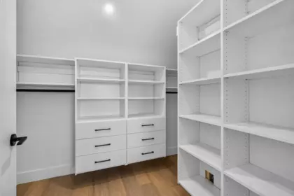 Laundry Room Photo of 3 550 Kaslo Street, Vancouver, BC