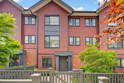 42 19897 75a Avenue, Langley, BC, Langley — Townhouse for sale