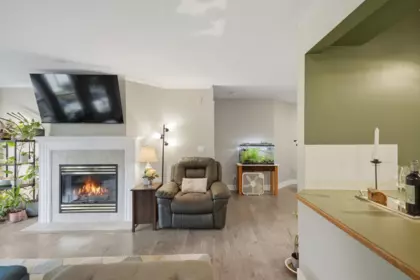 Breakfast Nook Photo of 101 6557 121 Street, Surrey, BC
