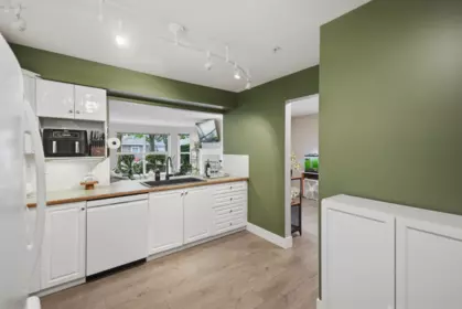 Office / Den Photo of 101 6557 121 Street, Surrey, BC