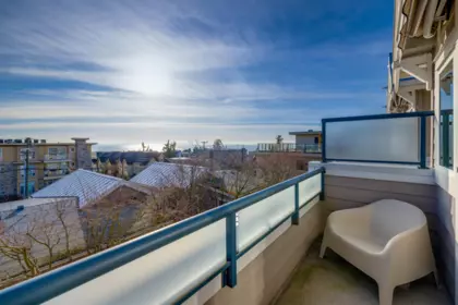 Outdoor Kitchen Photo of 3 15161 Prospect Avenue, White Rock, BC