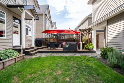 Backyard Photo of 19299 69a Avenue, Surrey, BC