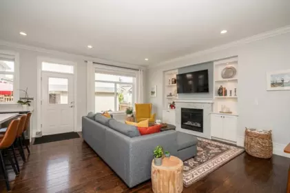 Living Room Photo of 19299 69a Avenue, Surrey, BC