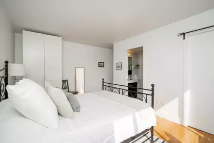 Guest Bathroom Photo of 902 1616 W 13 Avenue, Vancouver, BC