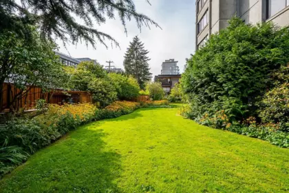 Swimming Pool Photo of 902 1616 W 13 Avenue, Vancouver, BC