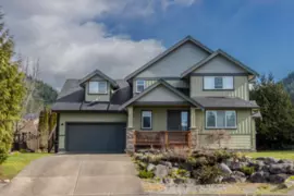 1003 Ash Place, Squamish, BC