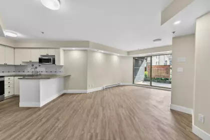 Breakfast Nook Photo of 211 214 Eleventh Street, New Westminster, BC