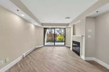 Primary Bedroom Photo of 211 214 Eleventh Street, New Westminster, BC
