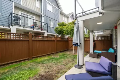Front Yard Photo of 26 5377 8a Avenue, Delta, BC