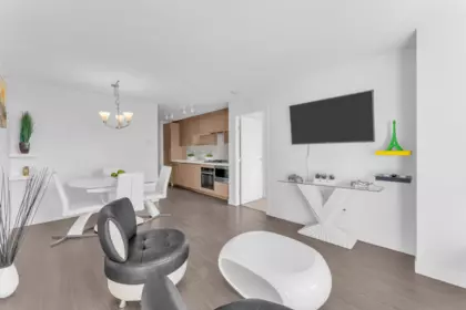 Breakfast Nook Photo of 703 13696 100 Avenue, Surrey, BC