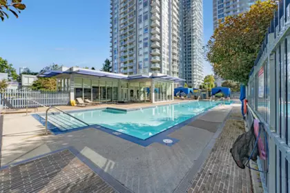 Laundry Room Photo of 703 13696 100 Avenue, Surrey, BC