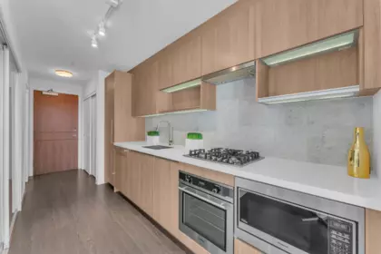 703 13696 100 Avenue, Surrey, BC, Surrey — Apartment/Condo for sale