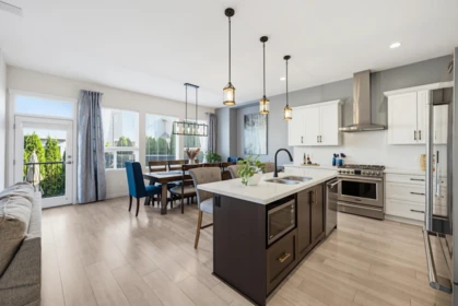 Breakfast Nook Photo of 27515 27a Avenue, Langley, BC