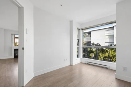 Entry Foyer Photo of 307 2680 Arbutus Street, Vancouver, BC