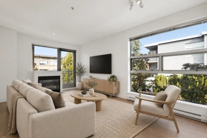 Living Room Photo of 307 2680 Arbutus Street, Vancouver, BC
