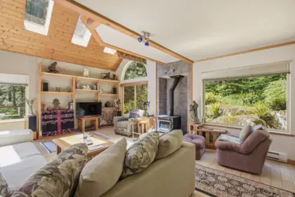5280 Bear Bay Road, Garden Bay, BC, Garden Bay — Single Family Residence for sale