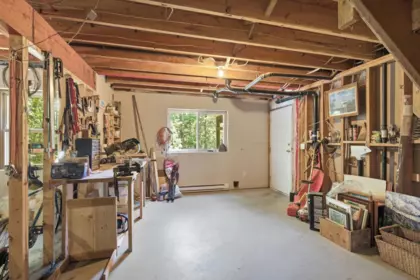 Mudroom Photo of 5280 Bear Bay Road, Garden Bay, BC