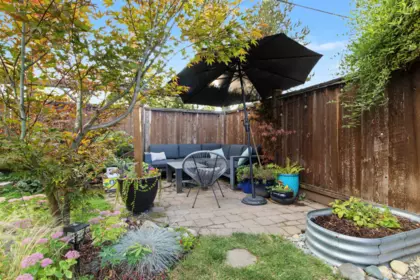 Outdoor Kitchen Photo of 920 Chilliwack Street, New Westminster, BC