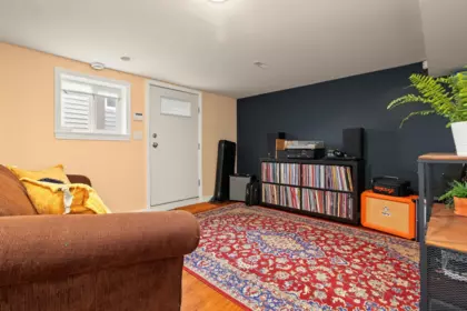 Staircase Photo of 920 Chilliwack Street, New Westminster, BC
