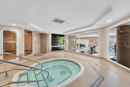 Entry Foyer Photo of 1106 8460 Granville Avenue, Richmond, BC