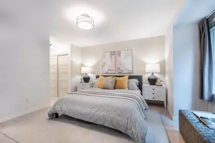 Hallway Photo of 704 1180 Falcon Drive, Coquitlam, BC