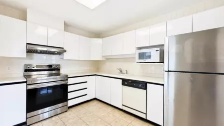 Walk-In Closet Photo of 6521 Bonsor Avenue, Burnaby, BC