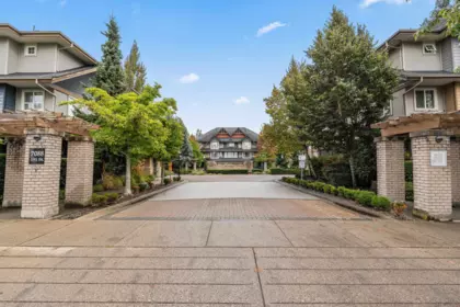 7 7088 191 Street, Surrey, BC, Surrey — Townhouse for sale