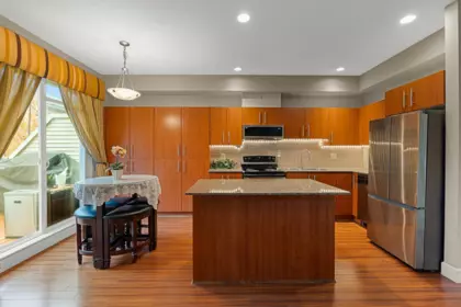 Kitchen Island Photo of 7 7088 191 Street, Surrey, BC