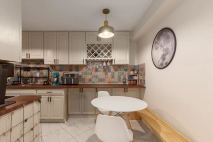 208 1435 Nelson Street, Vancouver, BC, Vancouver — Apartment/Condo for sale