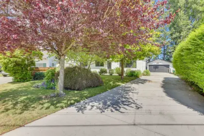 5995 Crescent Drive, Delta, BC, Delta — Single Family Residence for sale