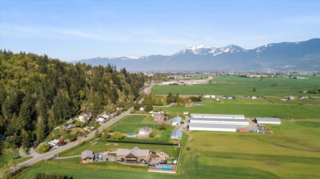 47088 Latimer Road, Chilliwack, BC, Chilliwack — Single Family Residence for sale