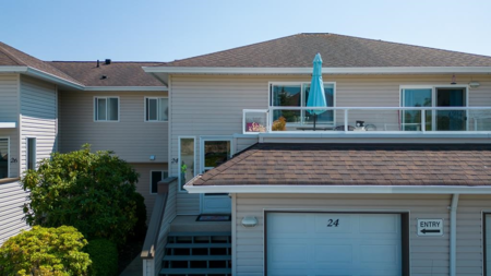 24 5610 Trail Avenue, Sechelt, BC, Sechelt — Townhouse for sale