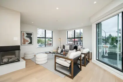 204 1406 Marine Drive, West Vancouver, BC, West vancouver — Apartment/Condo for sale