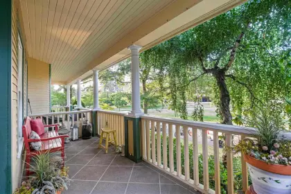 2 235 E Keith Road, North Vancouver, BC, North vancouver — Townhouse for sale