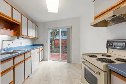 111 9540 Cook Street, Chilliwack, BC, Chilliwack — Townhouse for sale