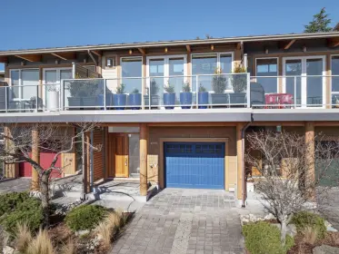 6498 Ember Place, Sechelt, BC, Sechelt — Townhouse for sale